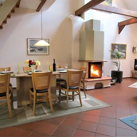 Gallery 2 Modern Retreat
